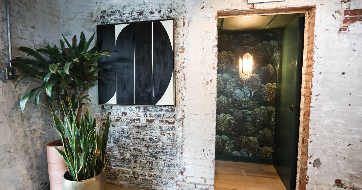 Green room space details