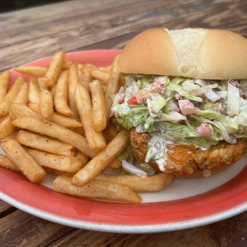 Creamy Dill Pickle Fried Chicken photo
