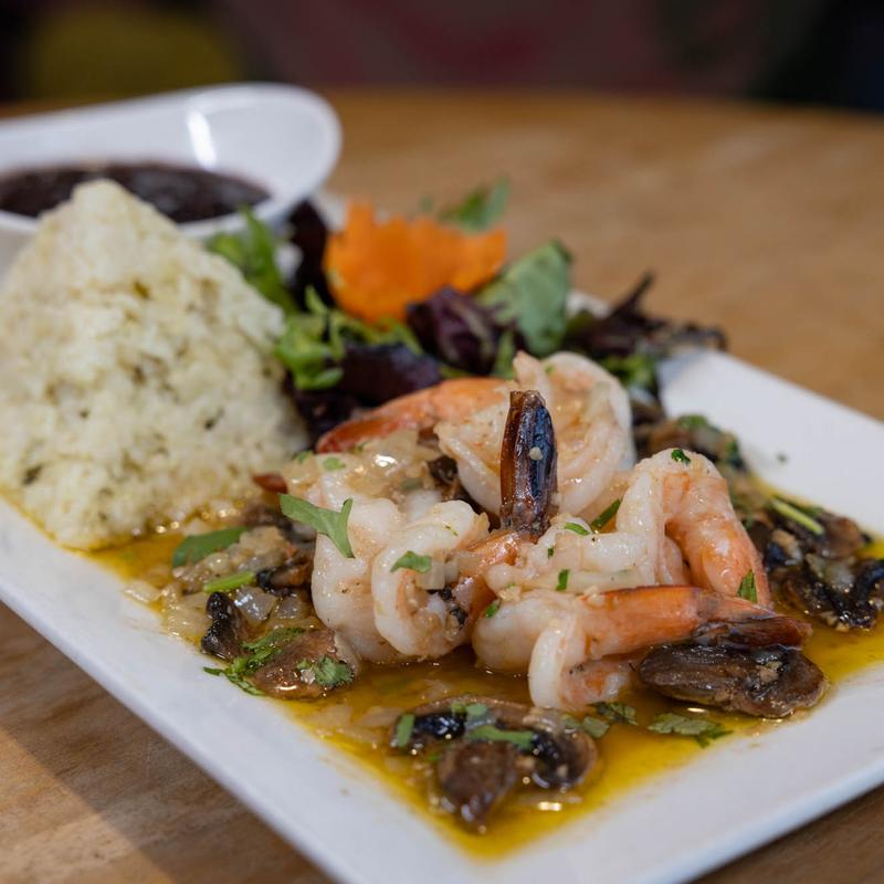 Camarones al Mojo de Ajo photo