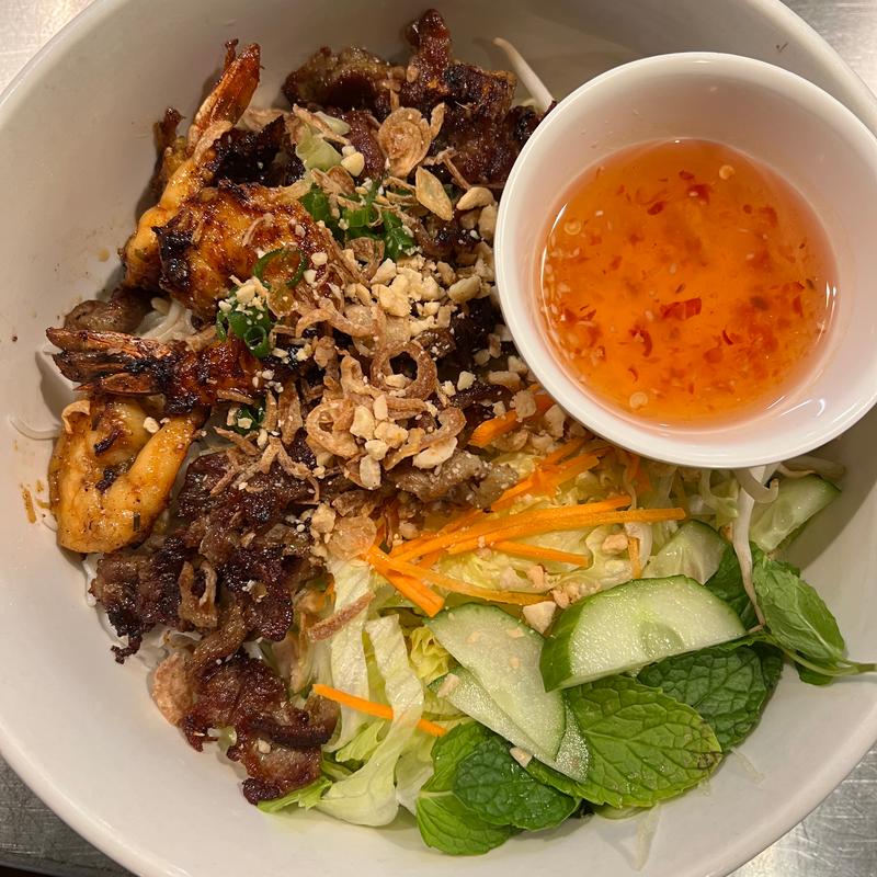 V11. Grilled Sliced Beef & Shrimp 23 photo