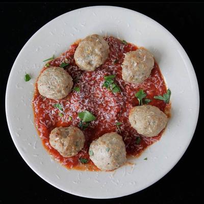 Meatballs, tomato sauce and cheese