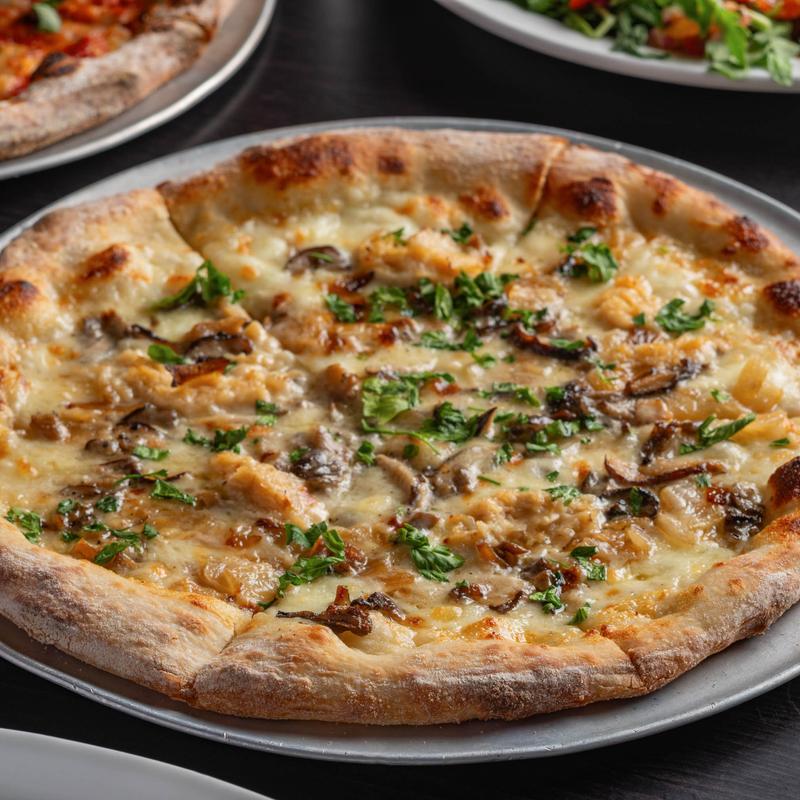 menu item 8 of 12, Funghi Pizza