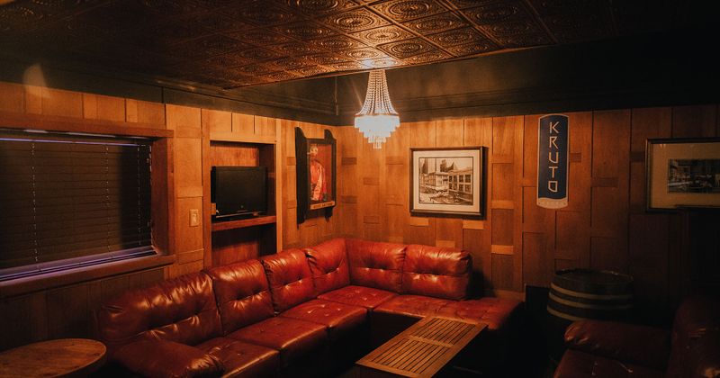 Private sitting area