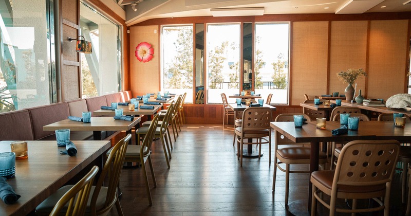 Spacious and cozy interior dining area