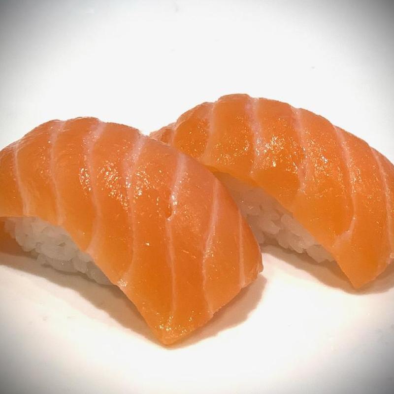 Sake Nigiri* photo