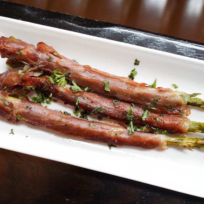 Prosciutto Wrapped Asparagus photo