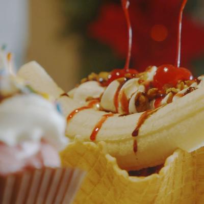 Scoopy's Banana Split.