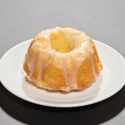 Lemon Mini Bundt Cake.