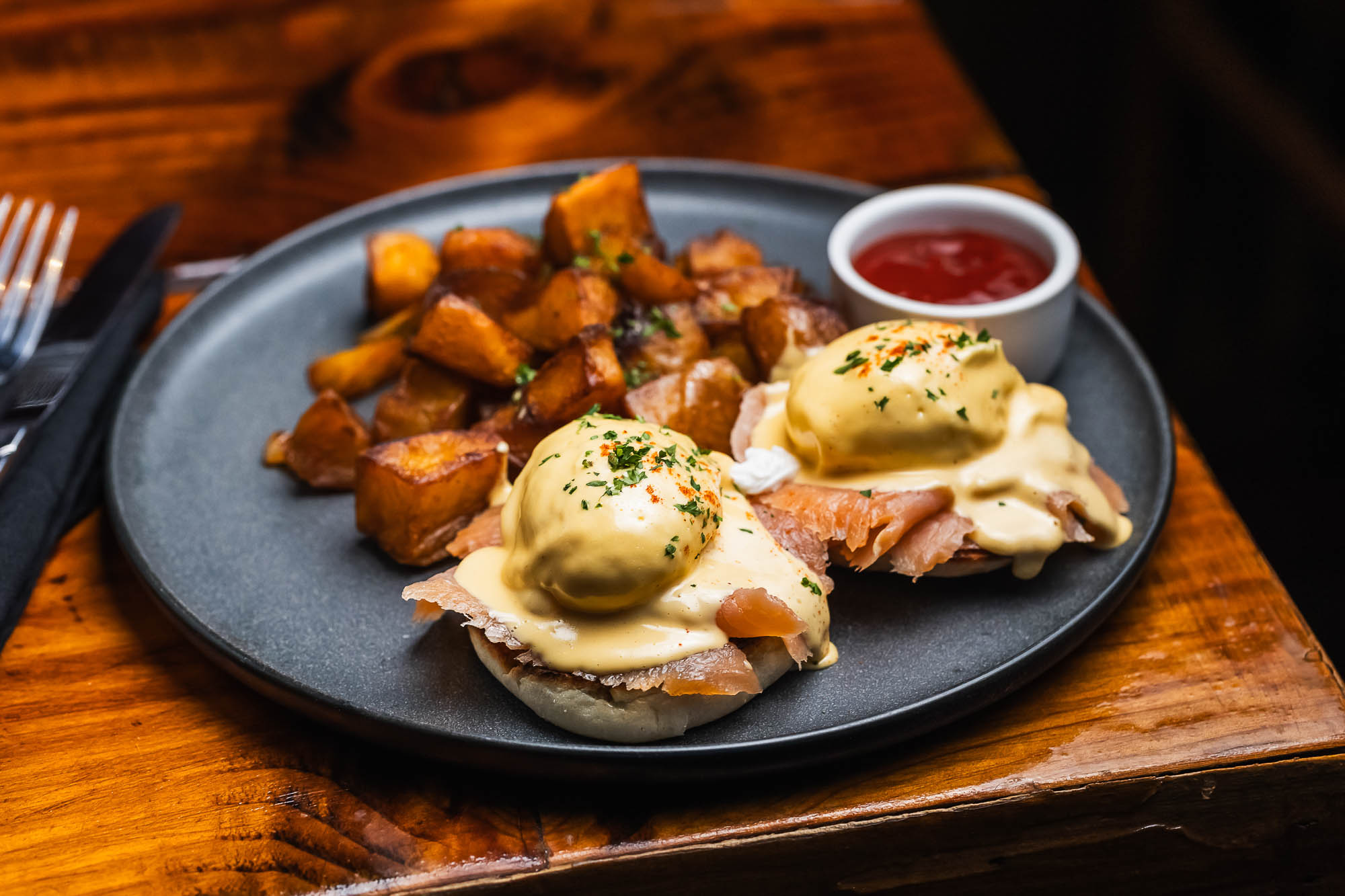 Eggs benedict