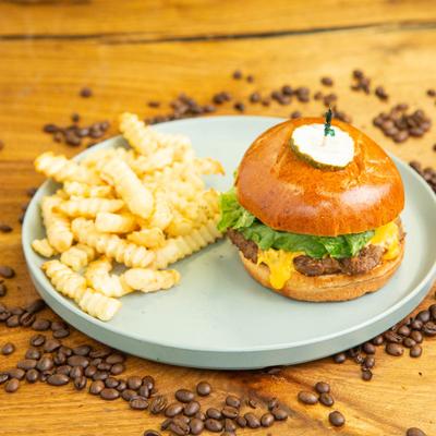 Cheeseburger and fries.