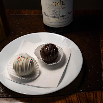 Cake bites on the plate.