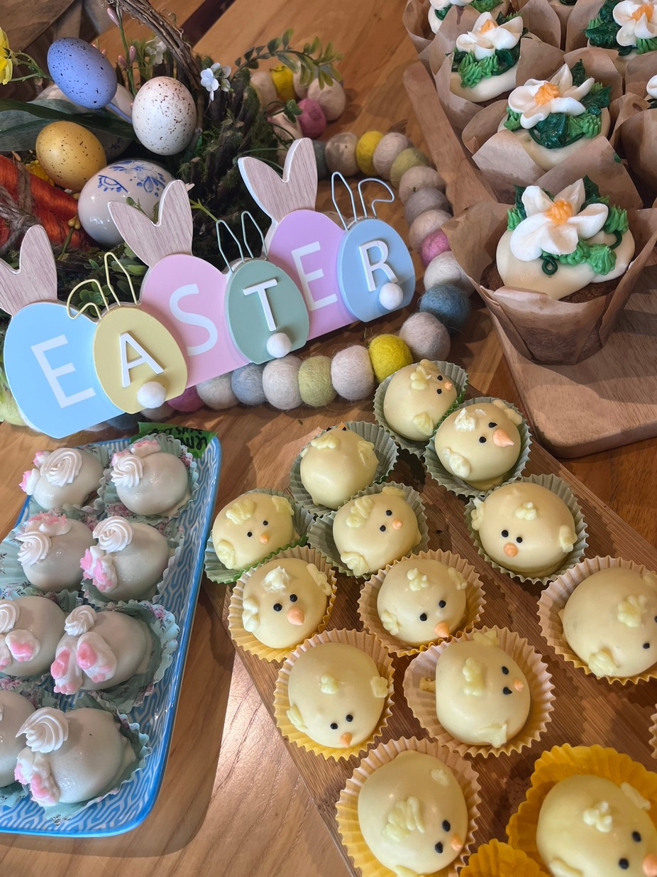 Hippity hoppity- Bunny Butts and Chicks are here!