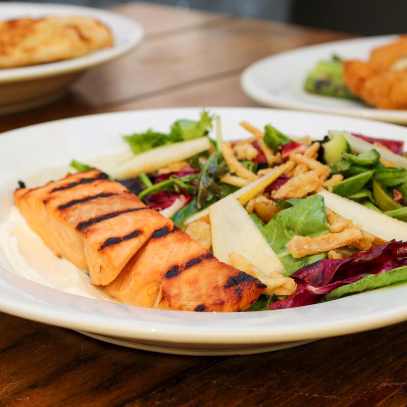 Grilled Salmon Salad photo