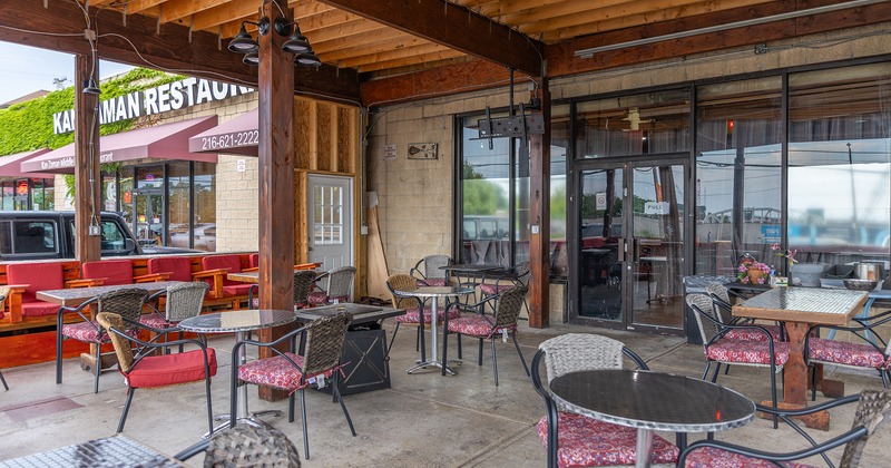 Covered patio, seating area