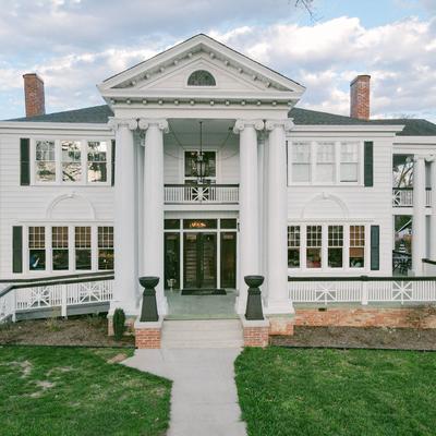 Exterior, view of the restaurant.