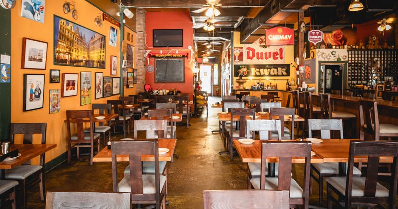 Interior seating area, decoration