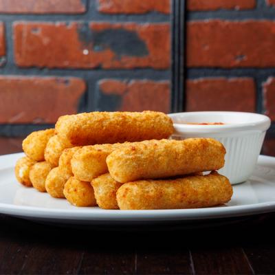 Mozzarella sticks with marinara sauce.