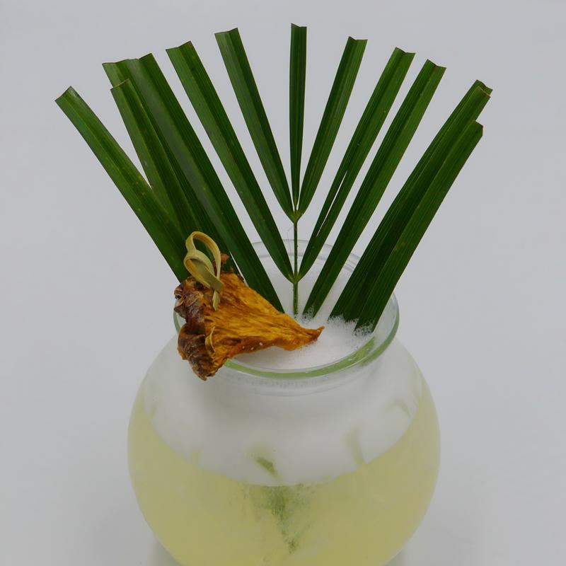 LYCHEE BUZZ BOMB photo