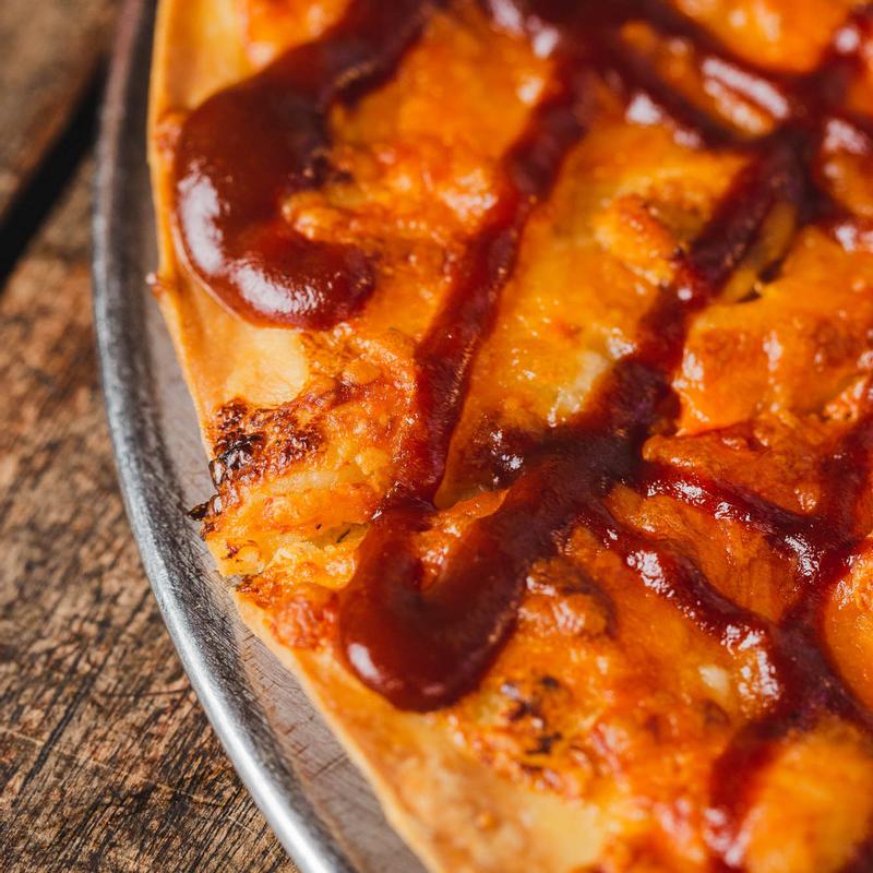 BUFF or BBQ Chicken Pizza photo
