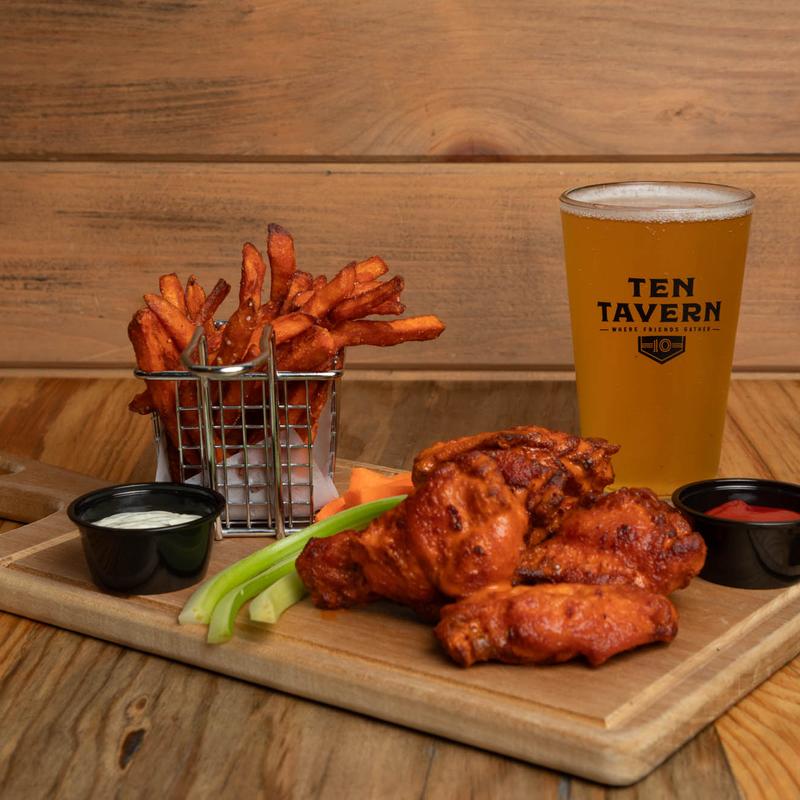 Tavern Wings photo