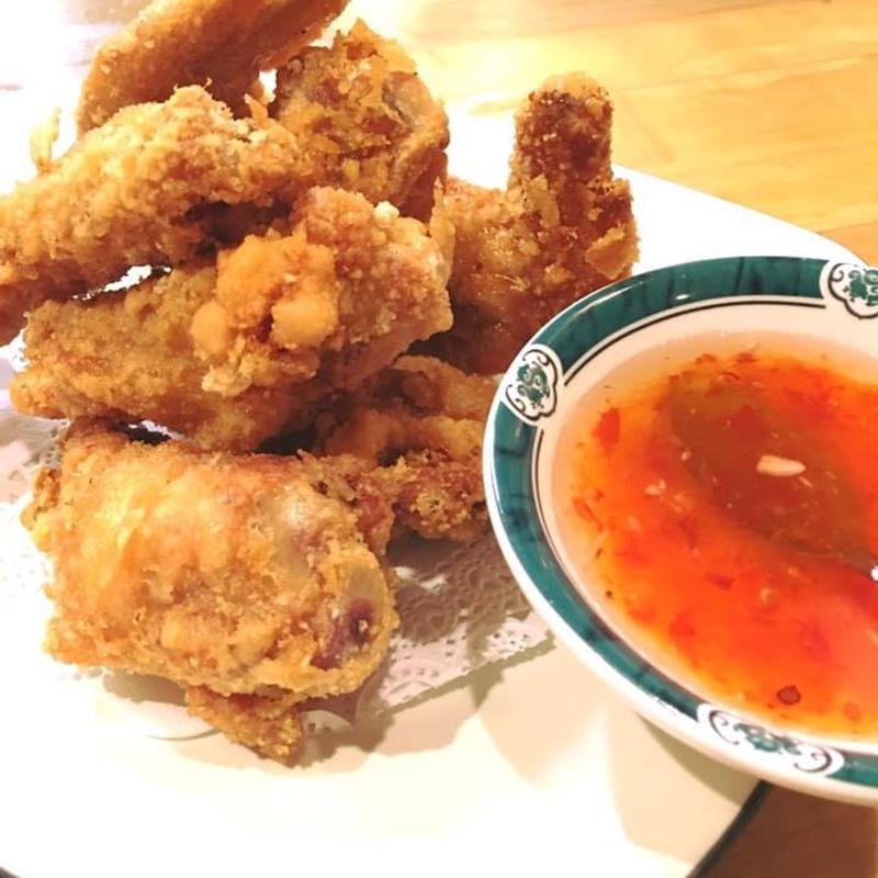 Golden Chicken Wings (6) 13 photo