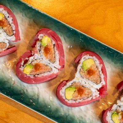 Tuna Lover Roll.