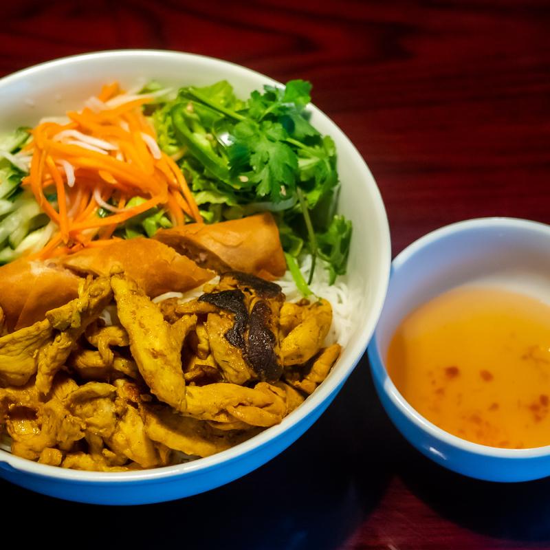 G2. Lemongrass Chicken photo