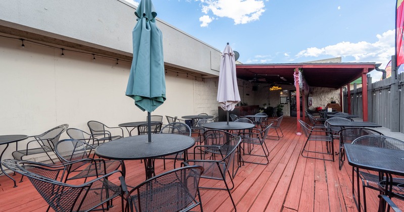 Exterior, patio area