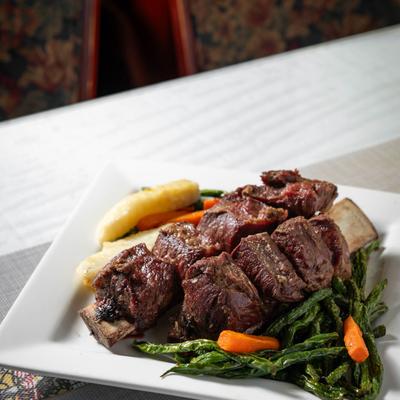 Tender lamb meat, with veggies.