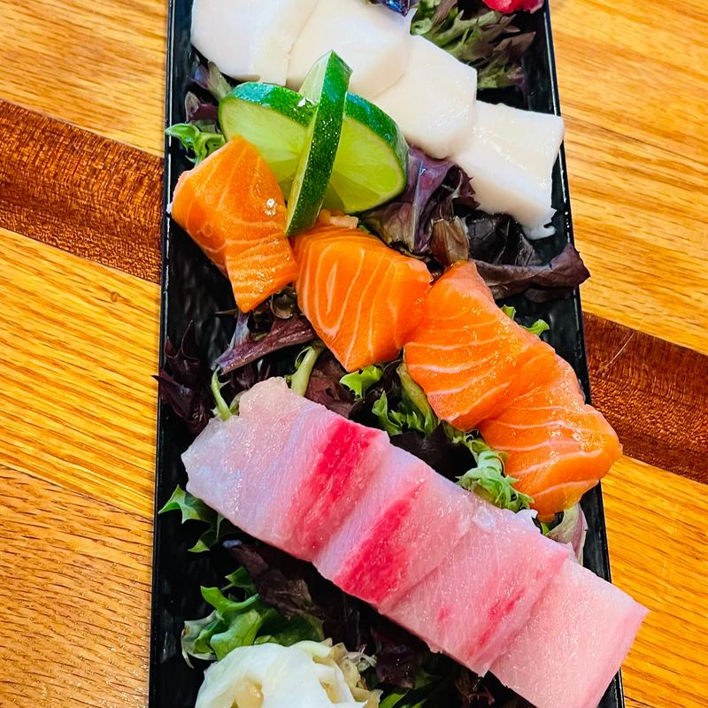 Sashimi Combo photo