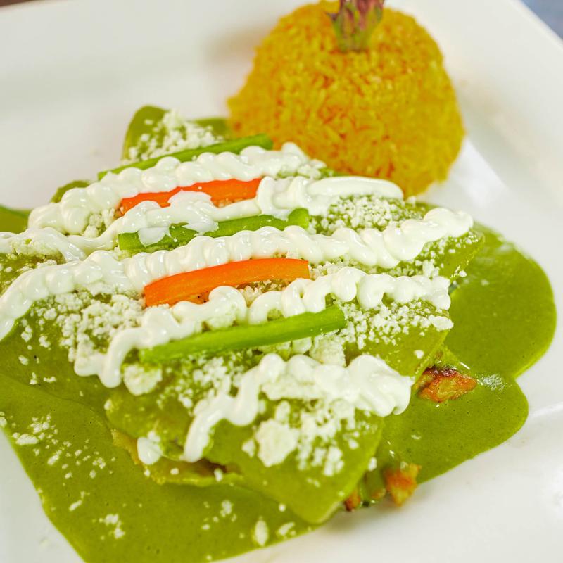 Enchiladas Verdes photo