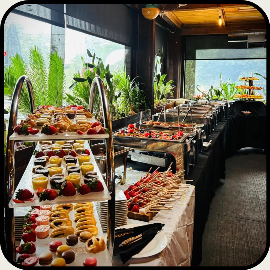 Sunday Brunch Buffet event photo