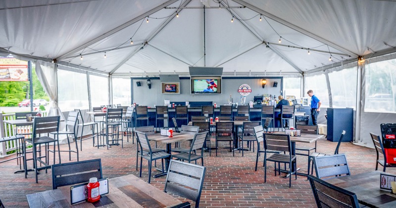 Exterior, main seating area