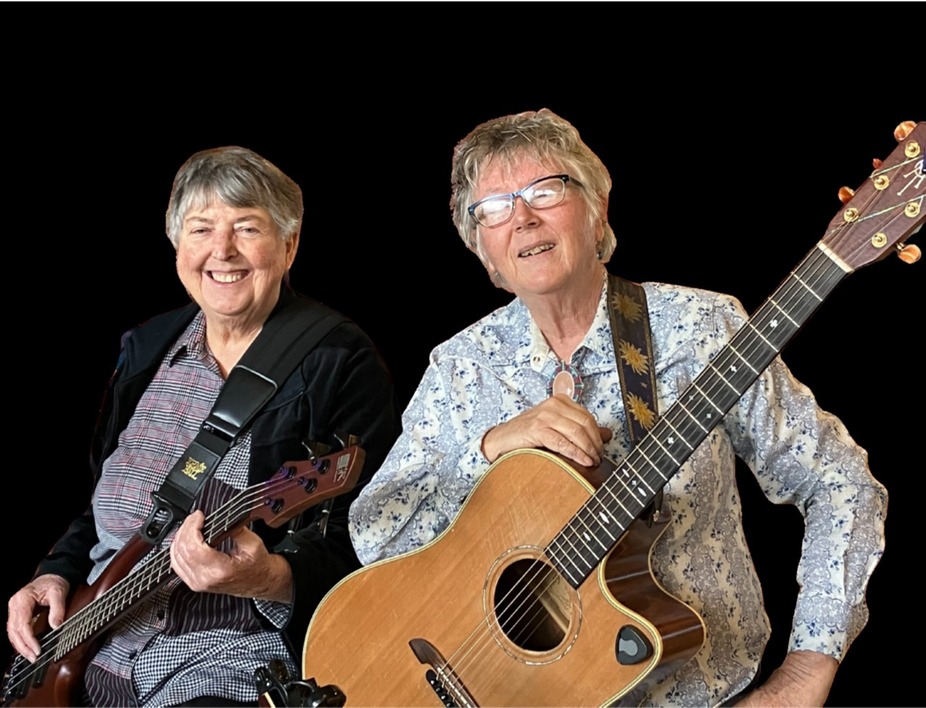 FRIDAY LIVE MUSIC: Laurie & Lorrie event photo