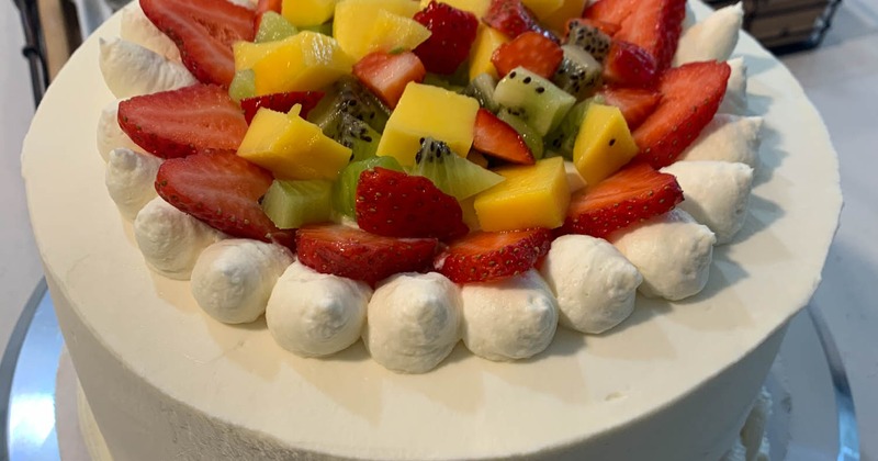 Pandan Cake, topped with fruits