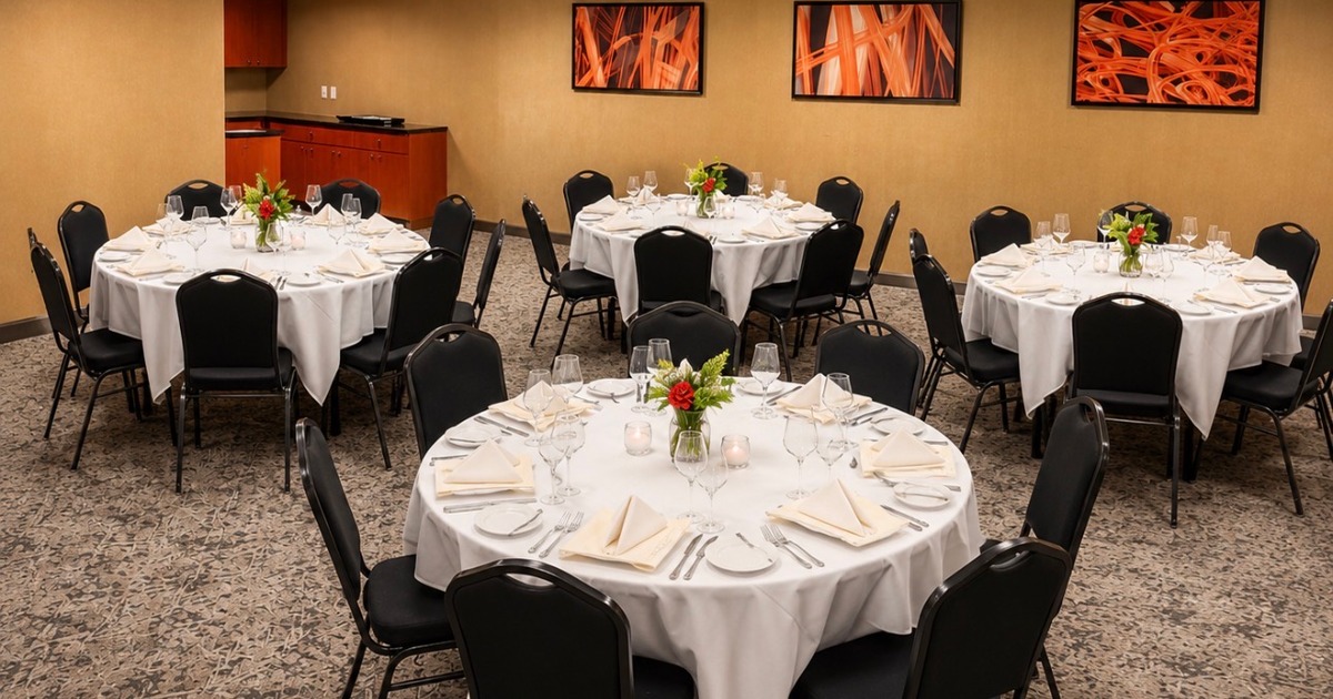 Round table setup