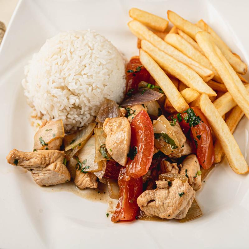 Pollo Saltado photo