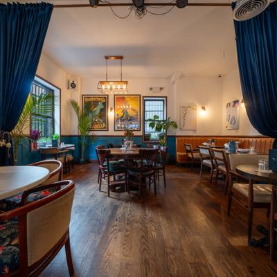 Diner room, tables, chairs