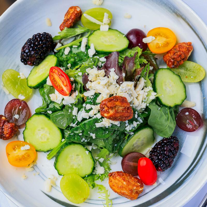 menu item 18 of 31, Salade Composé