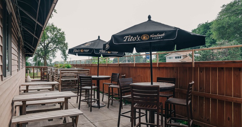 Exterior, seating place under parasols