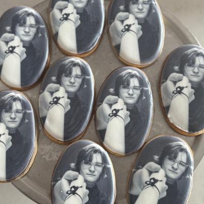 gallery photo number 1043