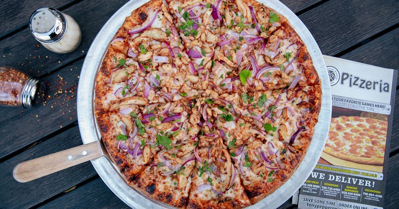 Barbecue chicken pizza, top view