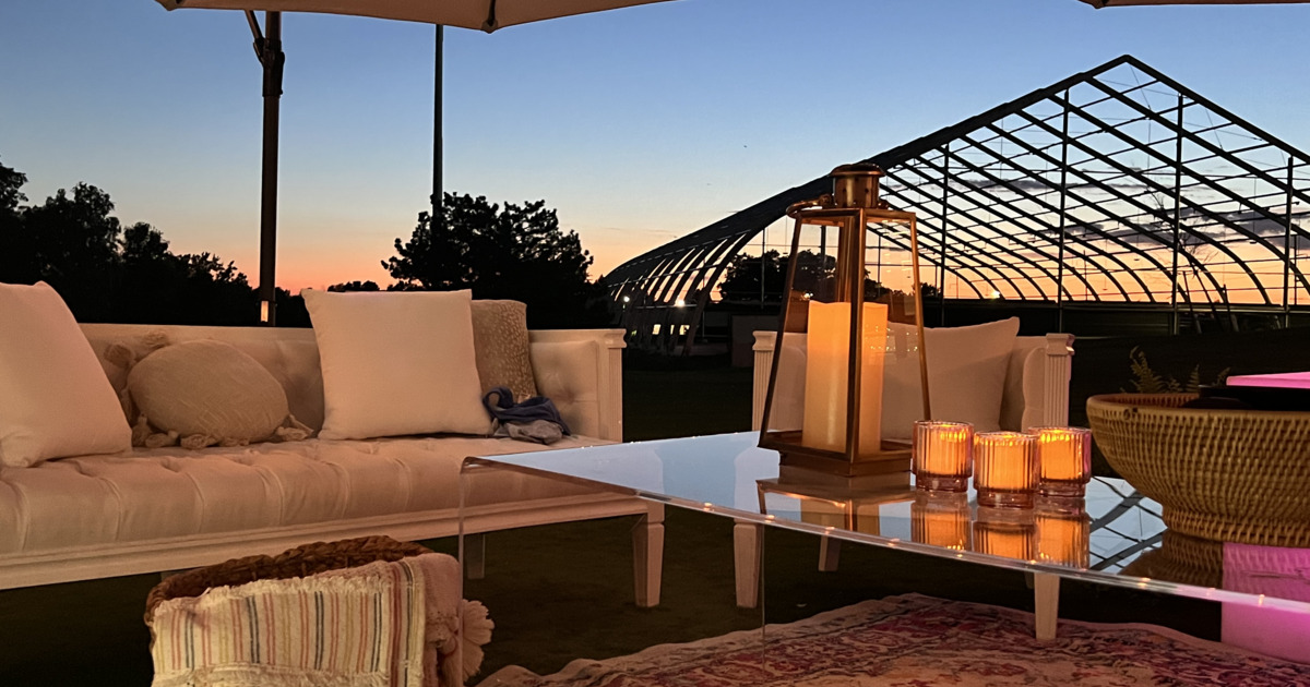 Outdoor covered seating area