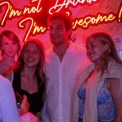 gallery photo number 230