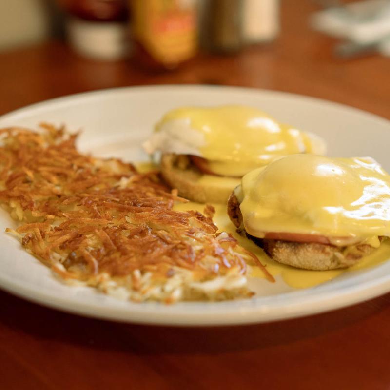 Eggs Benedict photo