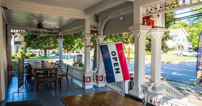 Exterior, patio
