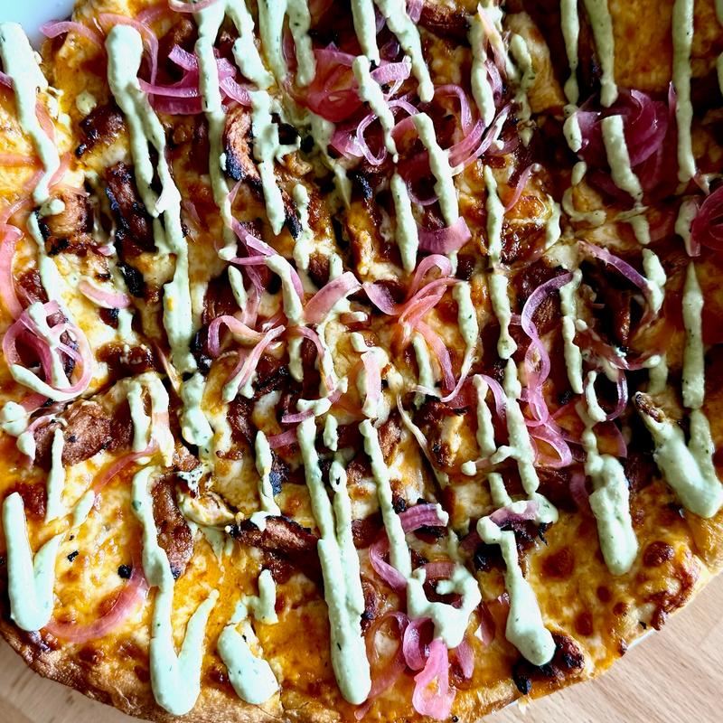 Buffalo Chick'n Pizza photo