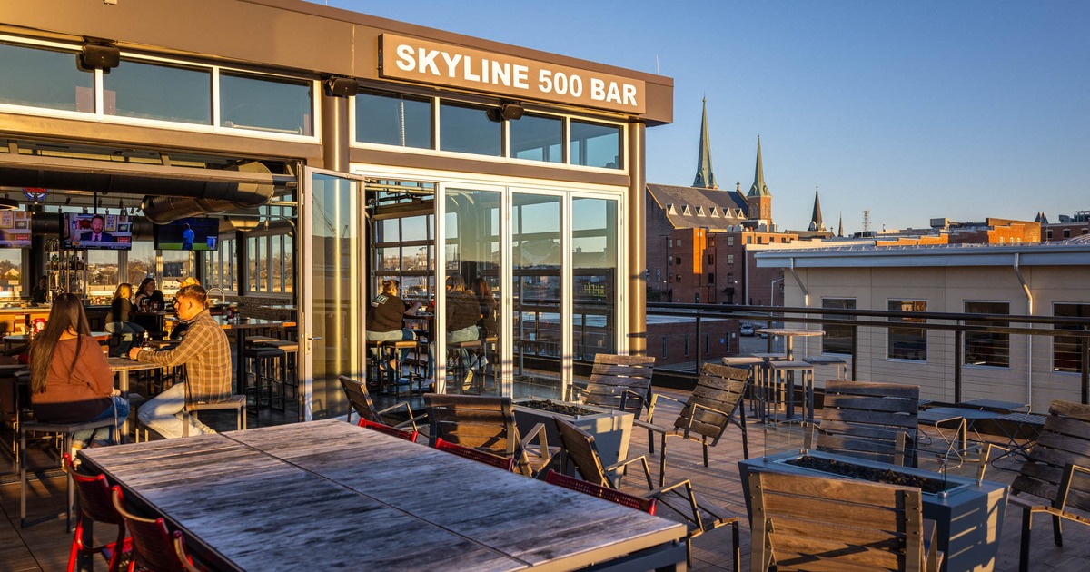 Skyline 500 Bar, rooftop space with tables and seats inside and outside