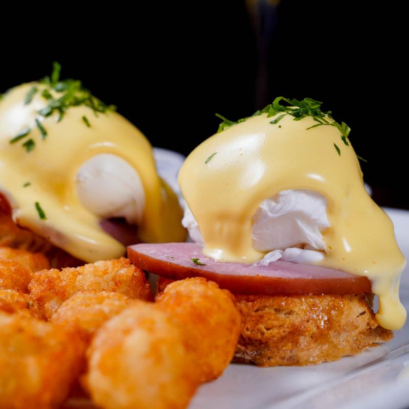 Eggs Benedict photo