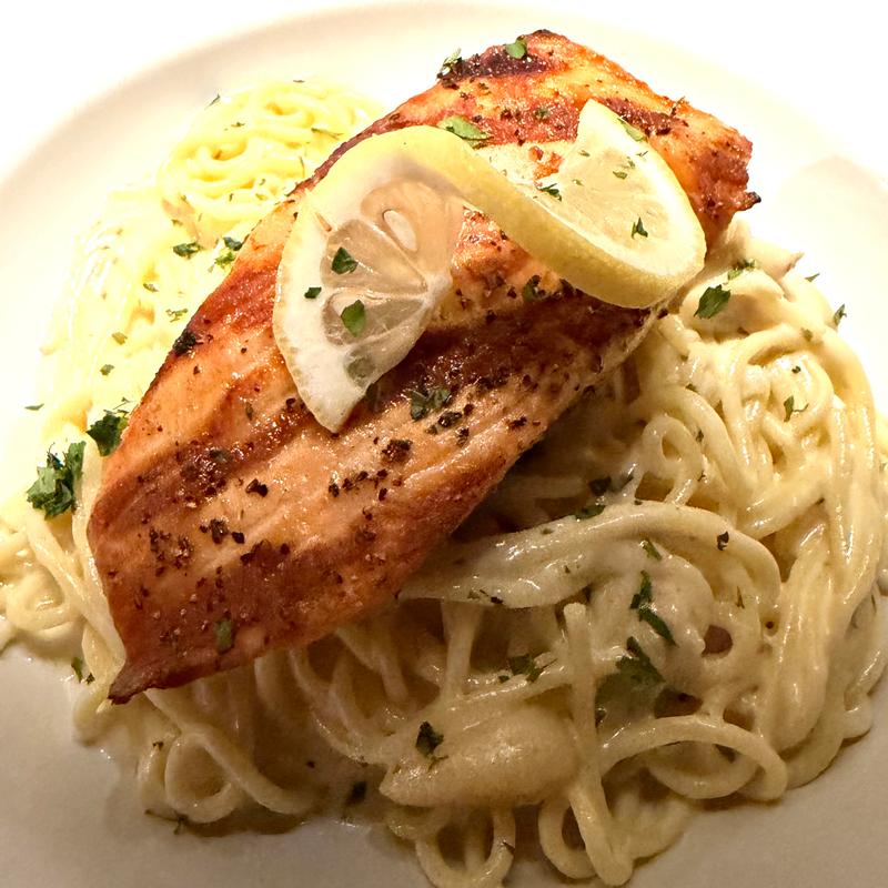 Spaghettini Salmone photo